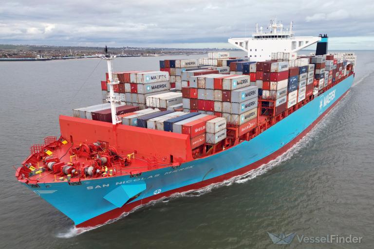 SAN NICOLAS MAERSK photo