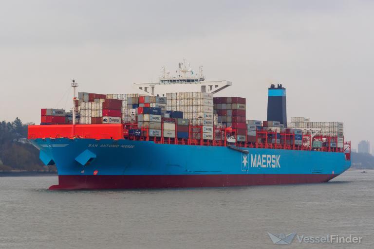 SAN ANTONIO MAERSK photo
