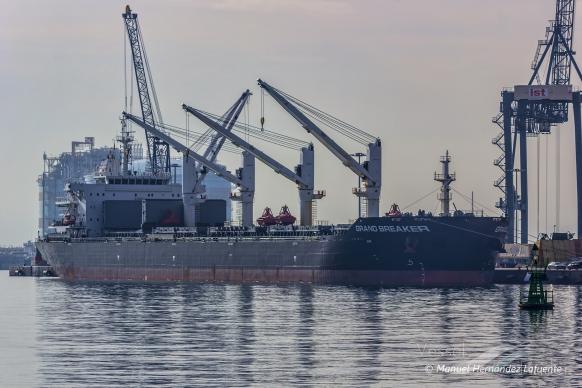 AQUARIUS HONOR photo