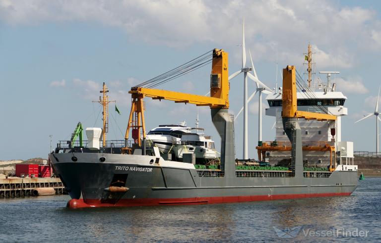 ship photo