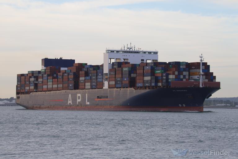 APL SINGAPURA
