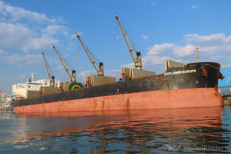 EXPLORER EUROPE photo