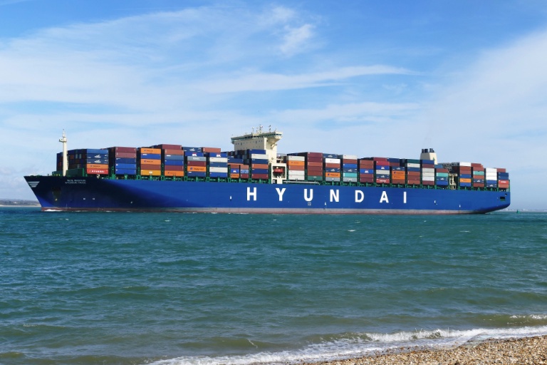 Hyundai respect vessel