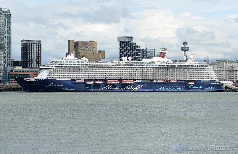 MEIN SCHIFF 3