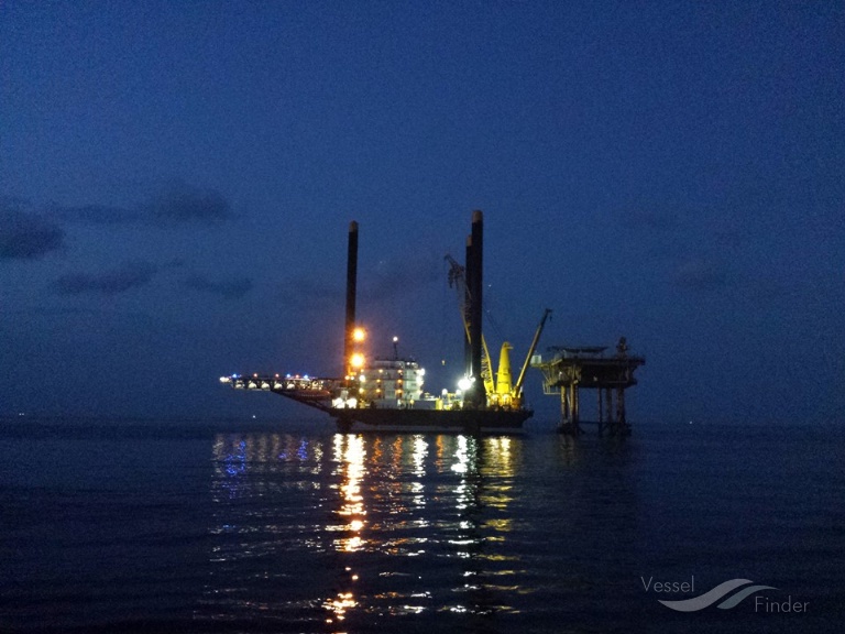 RIVERS CONQUEST 20 photo