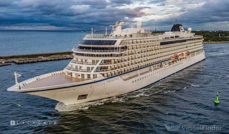 where is viking star cruise ship now