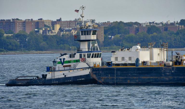 ship photo