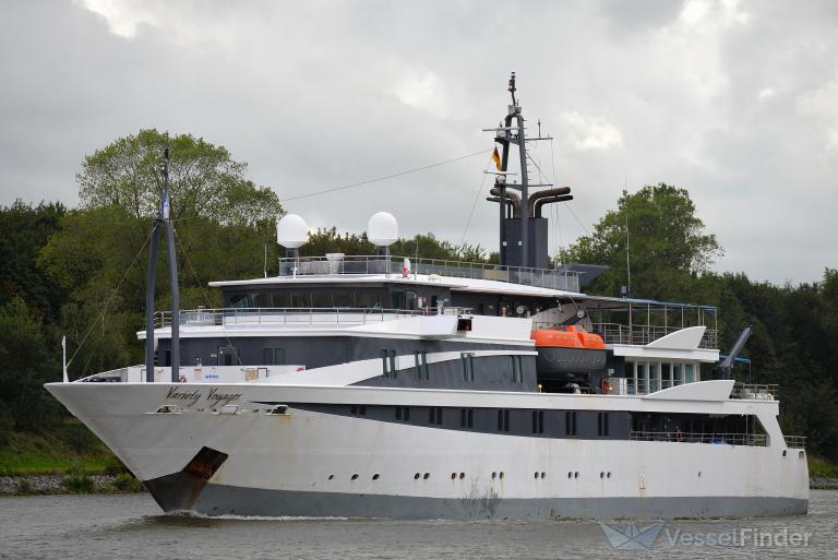 VARIETY VOYAGER photo