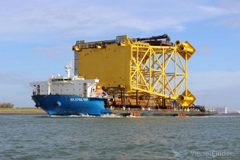 DONGBANG GIANT NO.8 photo