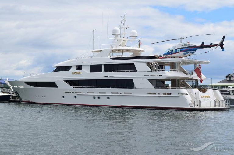 evviva yacht owner 2022