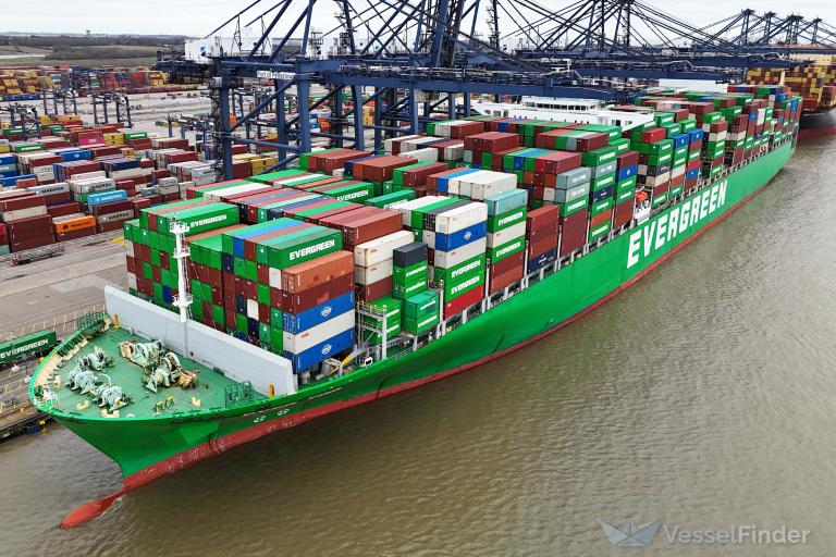 ship photo