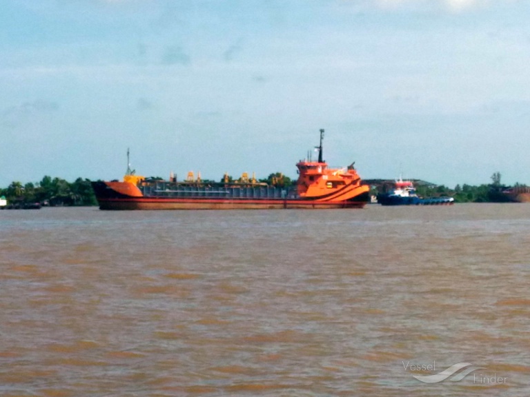 BARITO EQUATOR photo