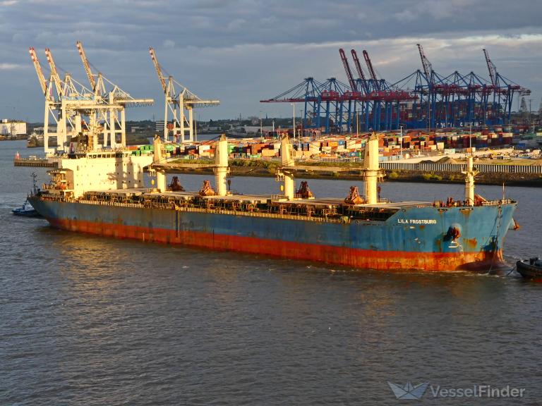 LILA FROSTBURG photo