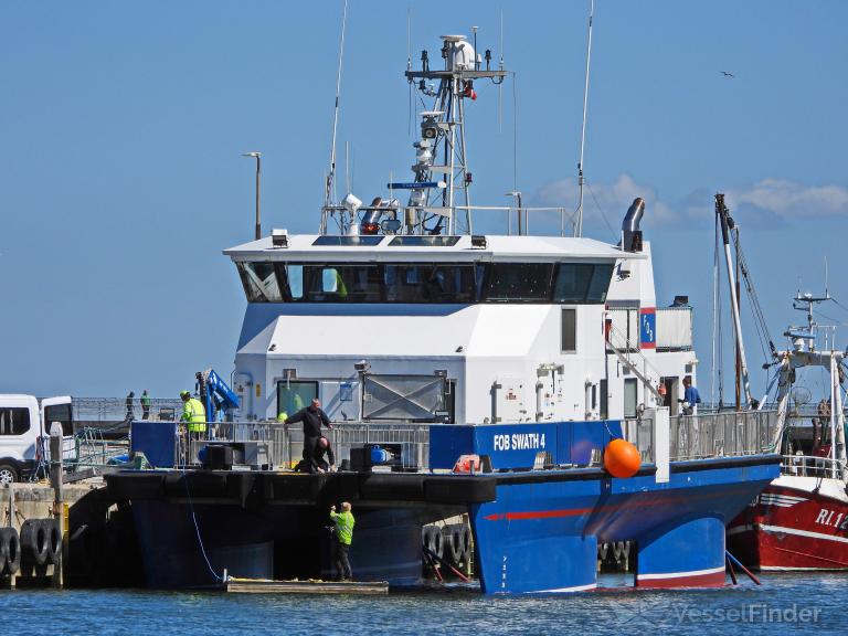 ship photo
