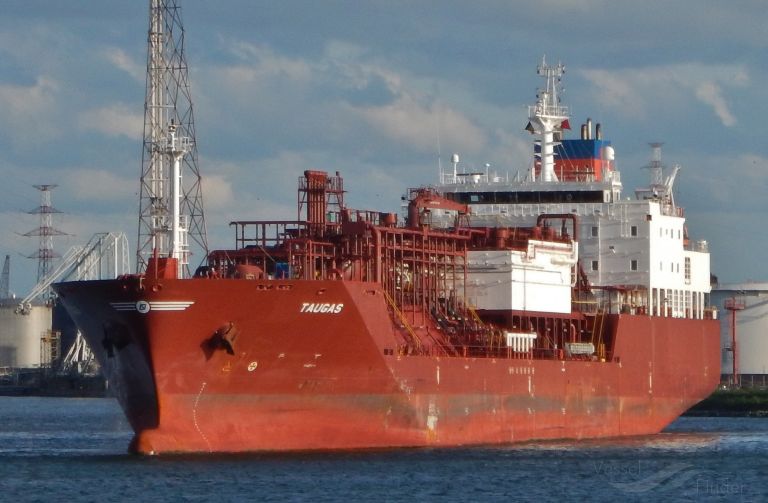 ship photo