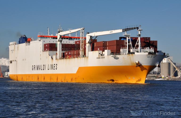 ship photo