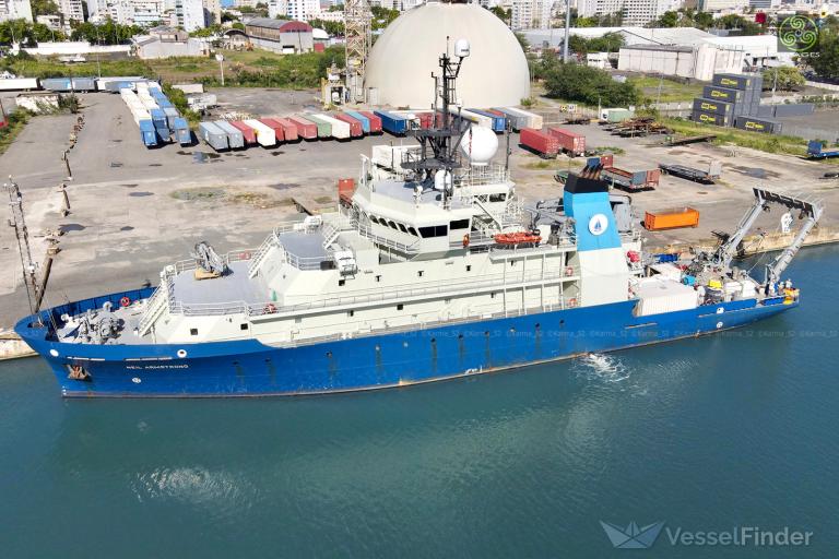 RV NEIL ARMSTRONG photo