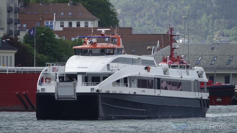 FLORVAG, Passenger Ship - Details and current position - IMO 9693850 ...