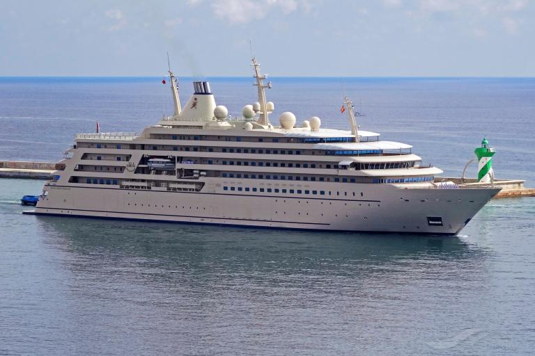 FULK AL SALAMAH photo