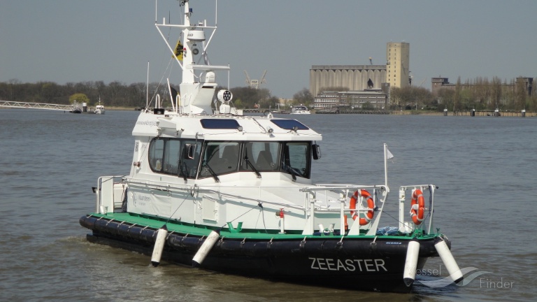 ship photo
