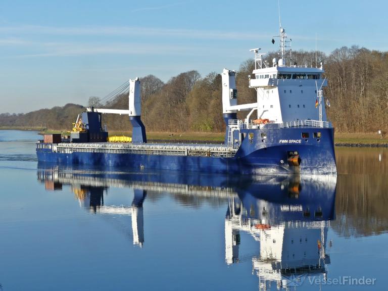 ship photo