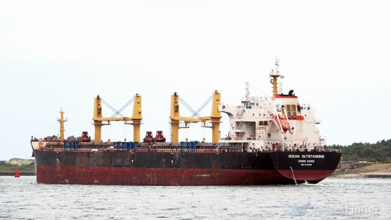 OCEAN OUTSTANDING photo