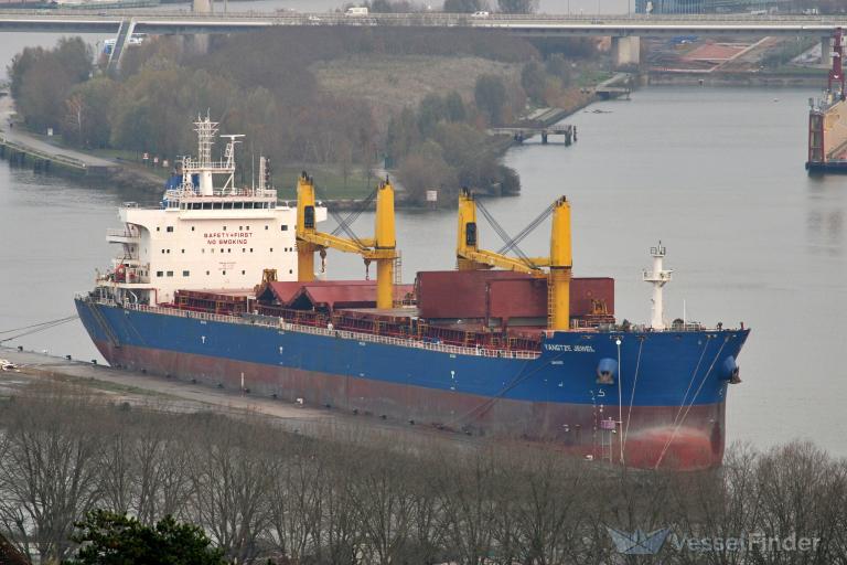 ship photo