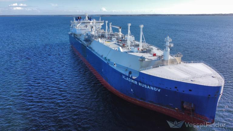 VLADIMIR RUSANOV photo