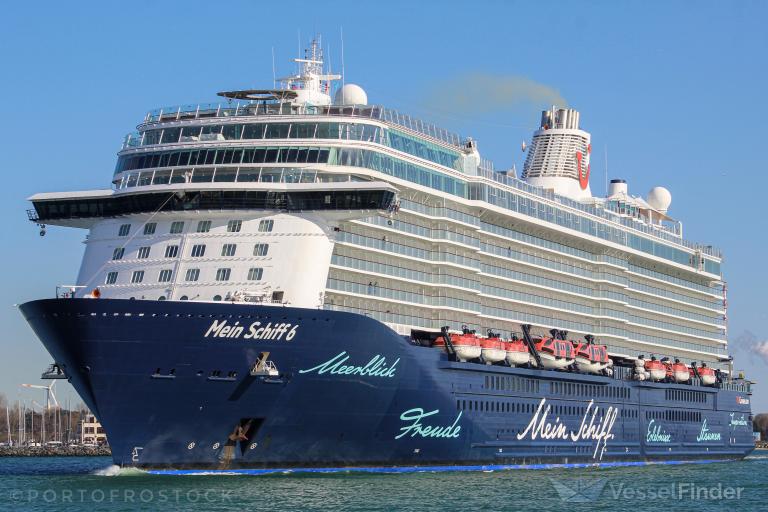 MEIN SCHIFF 6 photo