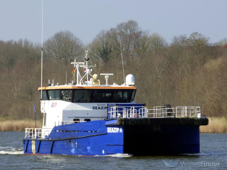 SEAZIP 4, Offshore Tug/Supply Ship - Details and current
