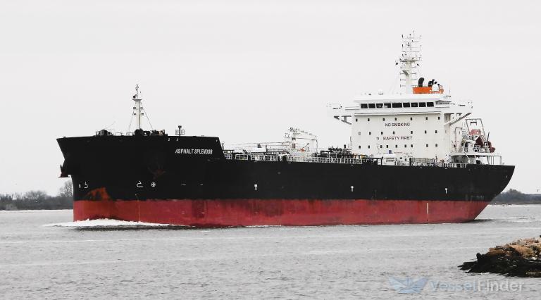 ASPHALT SPLENDOR photo