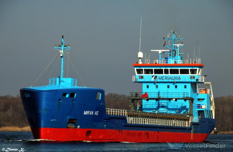 ship photo