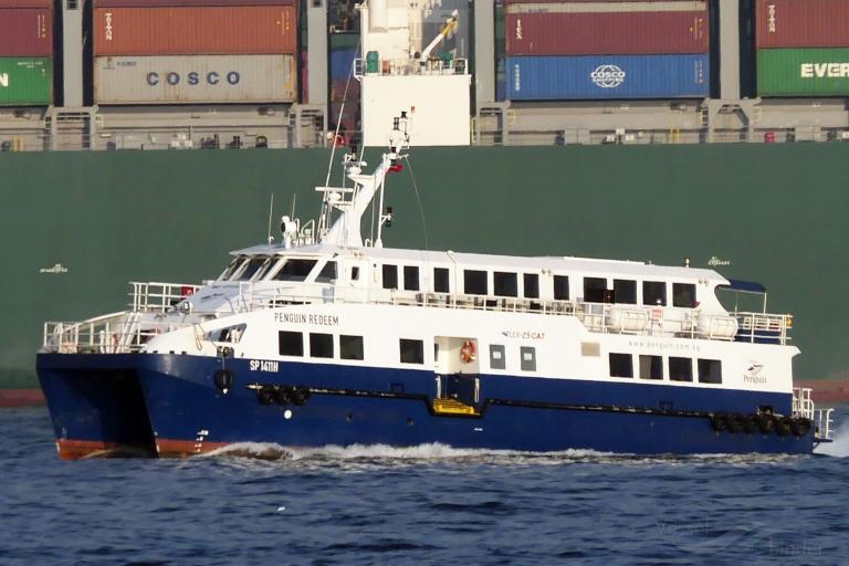 PENGUIN REDEEM photo