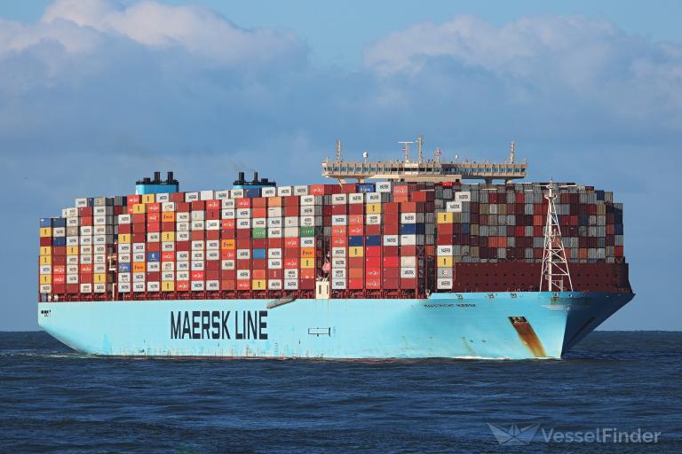 Maersk container track. Maersk mc-kinney moller сравнение. global ports.