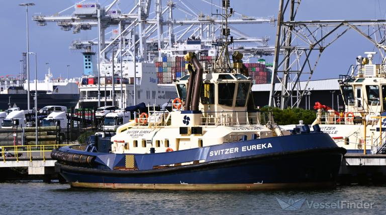 ship photo