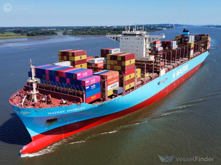 MAERSK HAMBURG photo