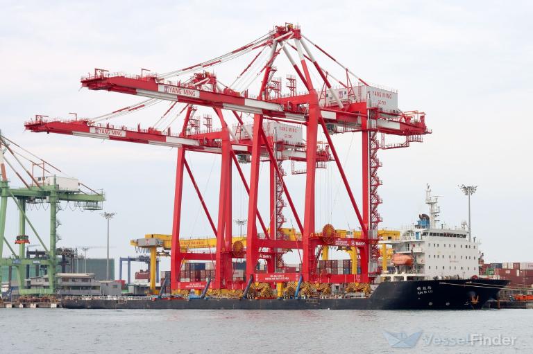 XIN SI LU, Heavy Load Carrier - Details and current position - IMO ...
