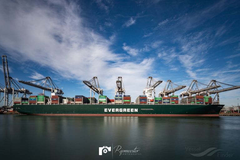 Ever Genius, Container Ship – EVER GENIUS Current Position on VESSEL ...