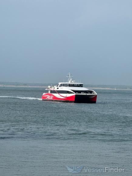 RED JET 6