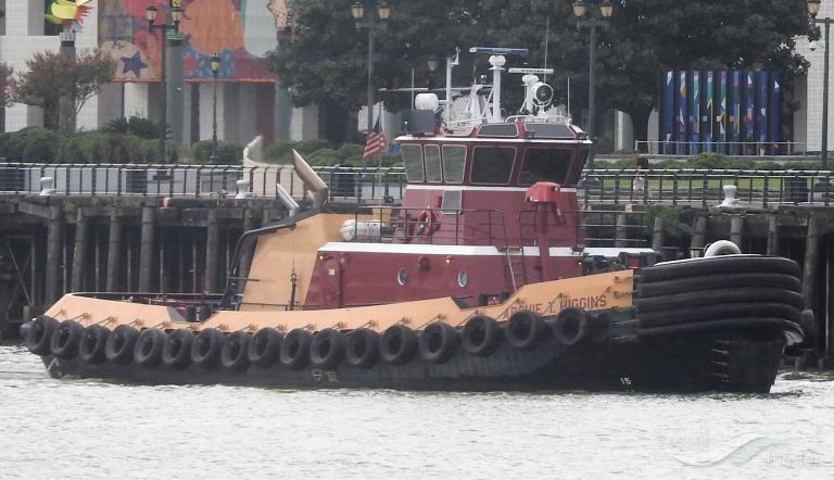 ARCHIE T HIGGINS, Tug - Details and current position - IMO 9796236 ...