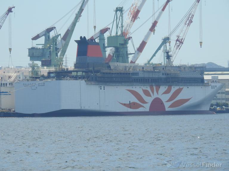 ship photo
