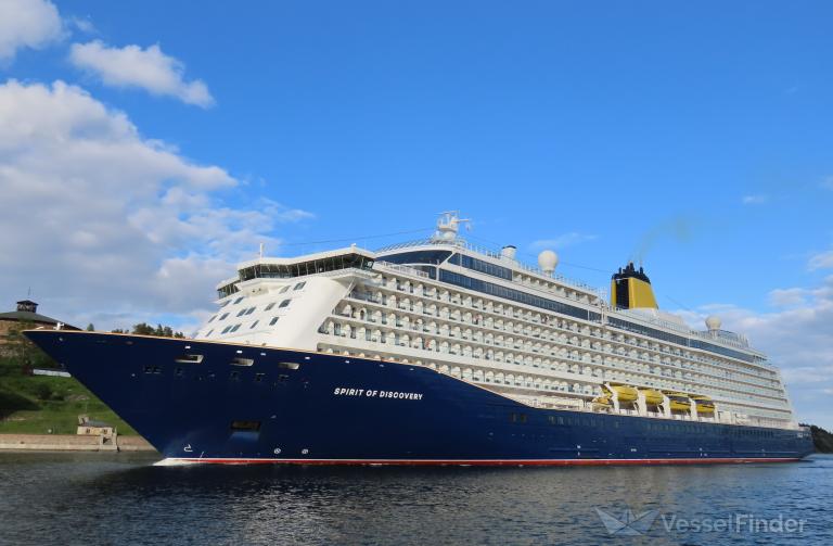 SPIRIT OF DISCOVERY, Passenger (Cruise) Ship Details and current position IMO 9802683