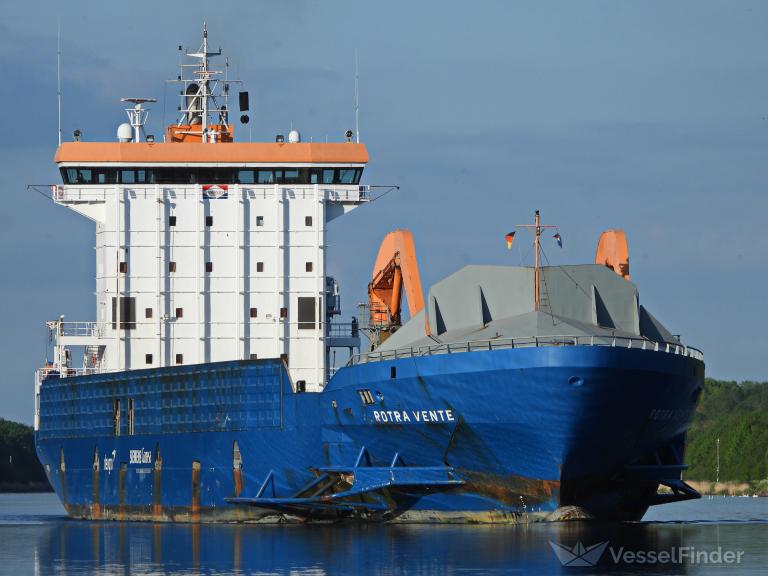 ship photo