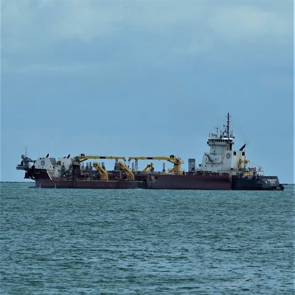 DOUGLAS B.MACKIE photo