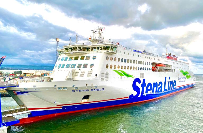 STENA EMBLA, Passenger/Ro-Ro Cargo Ship - Details and current position -  IMO 9807322 - VesselFinder