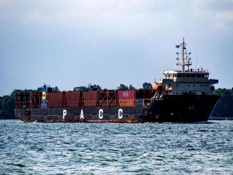 ship photo