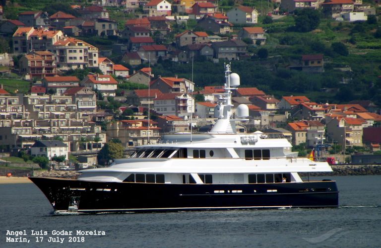 VALORIA B photo