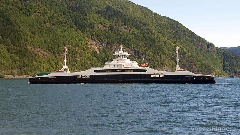 ship photo