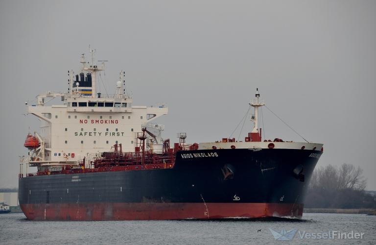 ship photo by RuudCoster