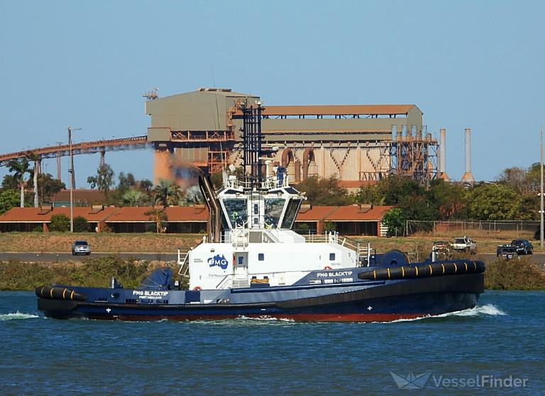 ship photo